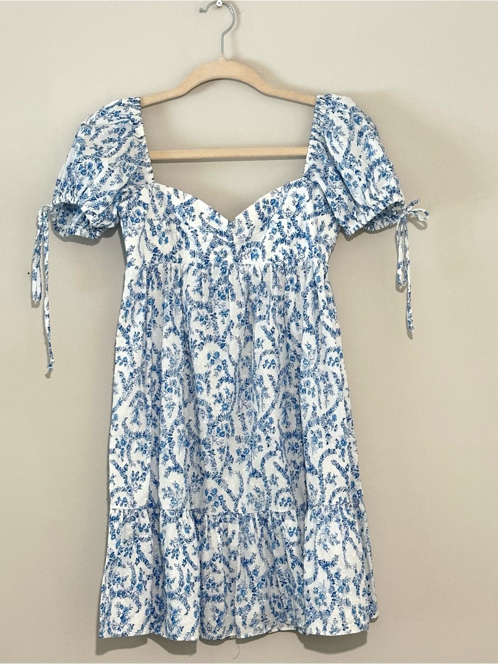 Plants Store Blue & White Floral Puff Sleeve Mini Dress Size L